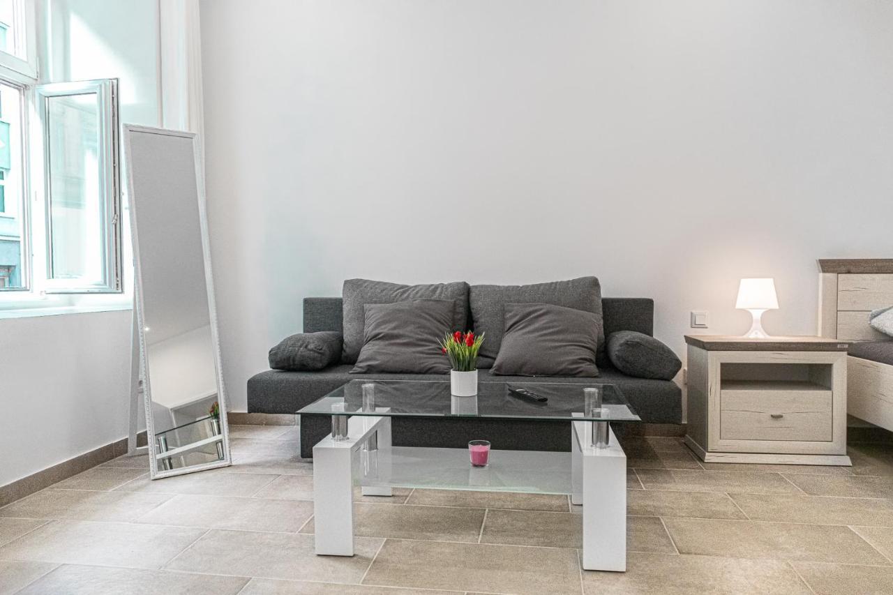 Apartment Homelike 2br Near U1 Reumannplatz - 9 Min To Center *